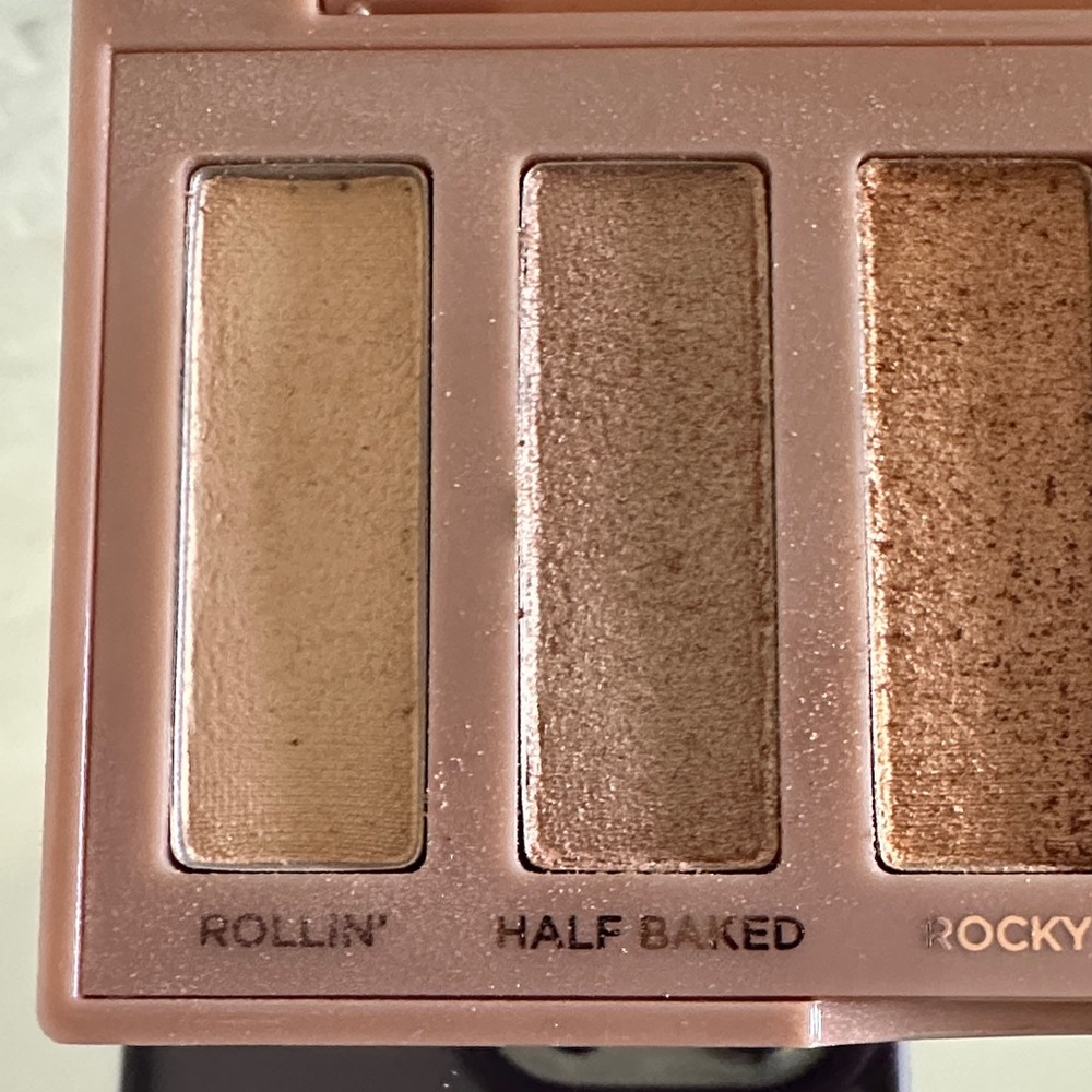 Urban Decay Naked Palette with Warm Hues - Picture 4 of 6
